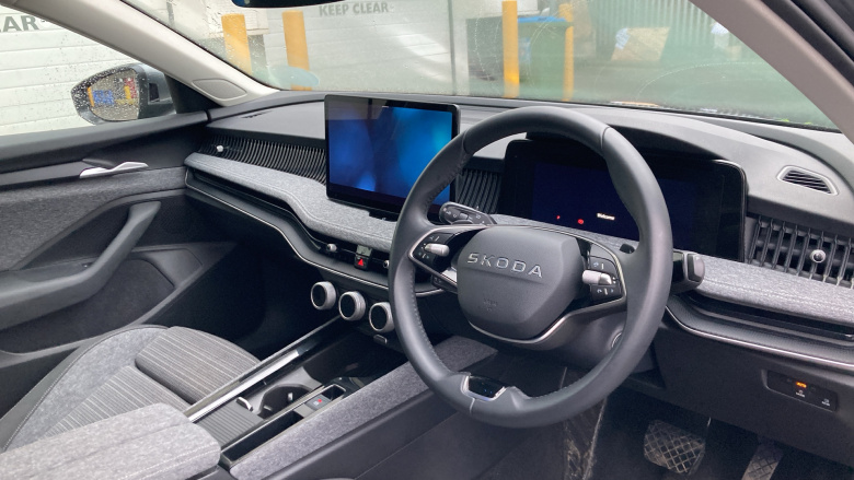 Skoda Superb 2.0 TDI SE Technology 5dr DSG Diesel Estate